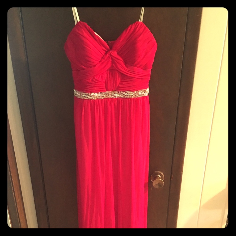 Fuschia formal floor length strapless dress